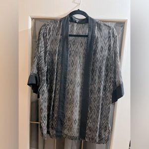 Aritzia Wilfred kimono - size xs